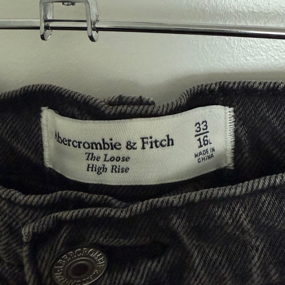 Abercrombie High Rise Loose Jean - Dark Grey - Picture 3 of 4